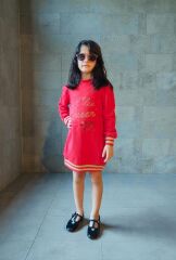 Kalp İşlemeli Şık Kırmızı Tasarım Coton Elbise