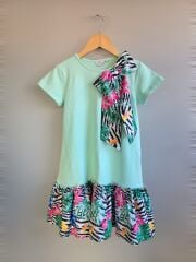 Mint Yeşili Bahar Elbisesi – Taze, Zarif ve Masal Gibi