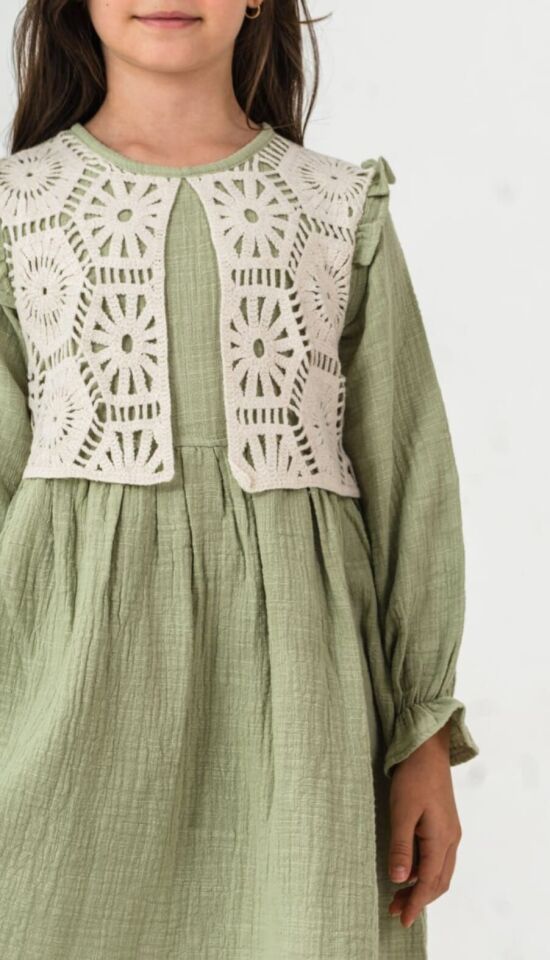 4-8 Yaş Kız Çocuk Yeşil Müslin Elbise Dantel Nakışlı