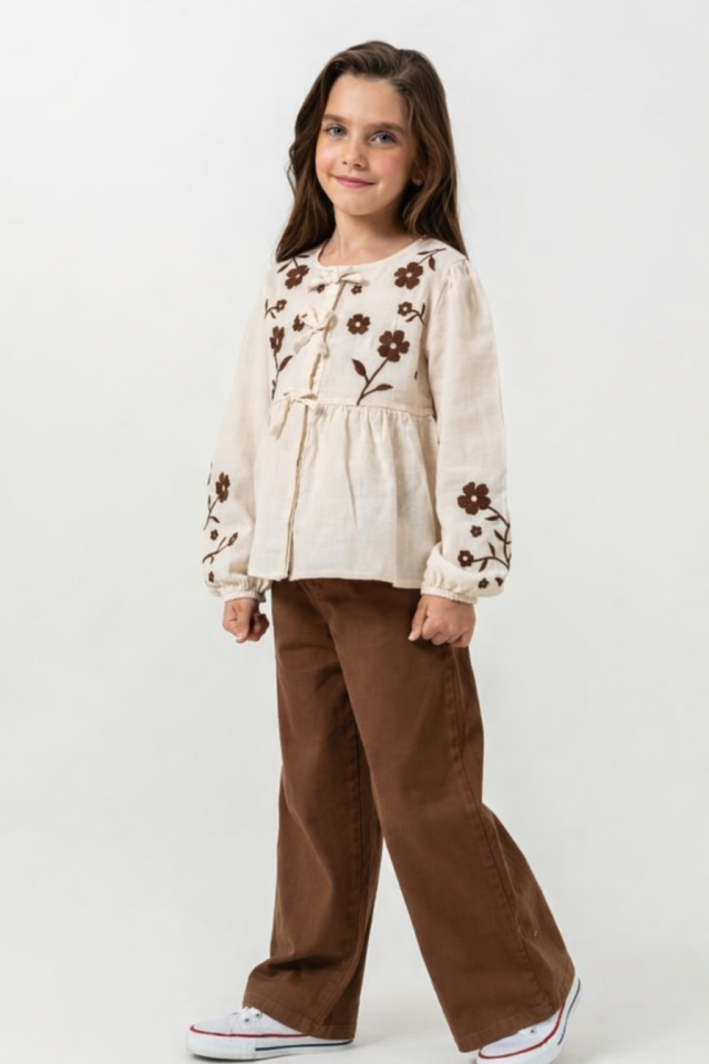 4-8 Yaş Kız Çocuk Çiçek Nakışlı Bluz Kahverengi Denim Pantolon Takım