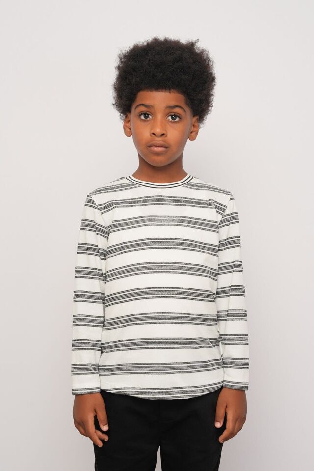 8-14 Yaş Erkek Çocuk Siyah Çizgili İnce Triko Kazak